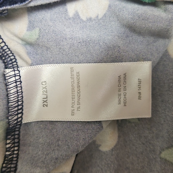 Draper James Plus Size Floral Robe - Picture 6 of 6